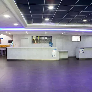 Hotel Ibis Budget Paris Porte De Montmartre